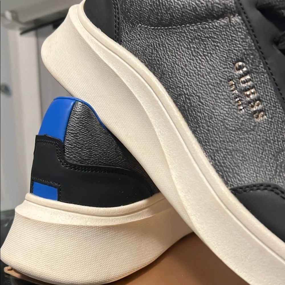Guess Black and Gray Sneakers with Chunky Sole - Picture 5 of 8